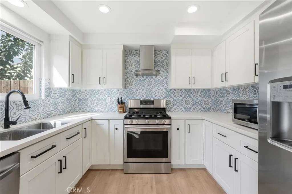 1335 W 139th Street 110, Gardena, California 90247 home-pic-6