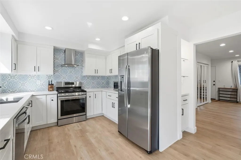 1335 W 139th Street 110, Gardena, California 90247 home-pic-0