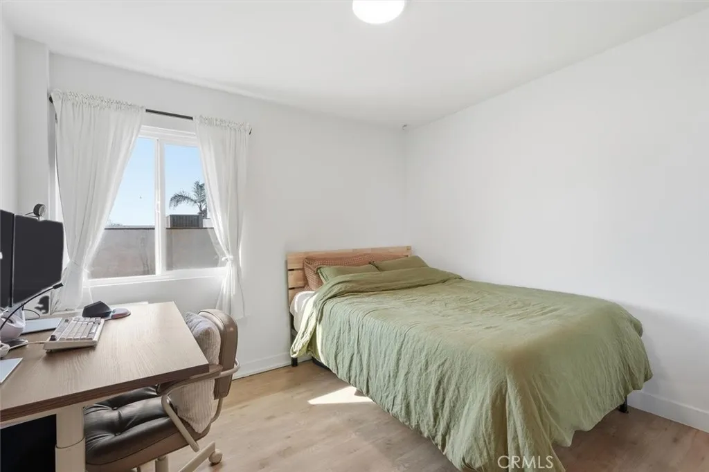 1335 W 139th Street 110, Gardena, California 90247 home-pic-9