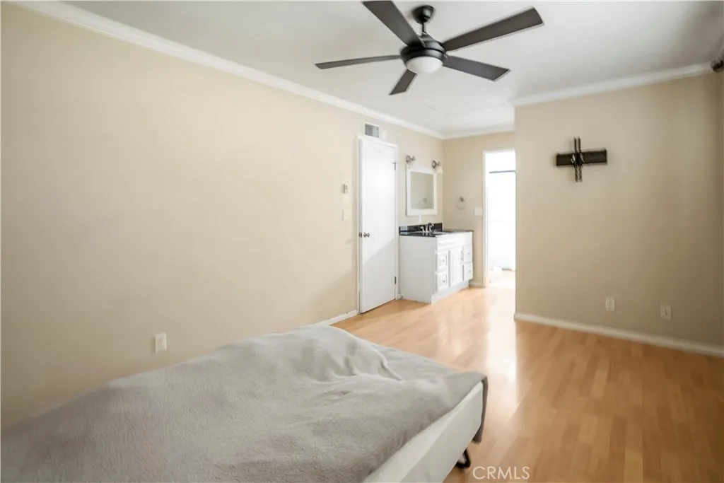 3955 Lecont Court, Simi Valley, California 93063 home-pic-19