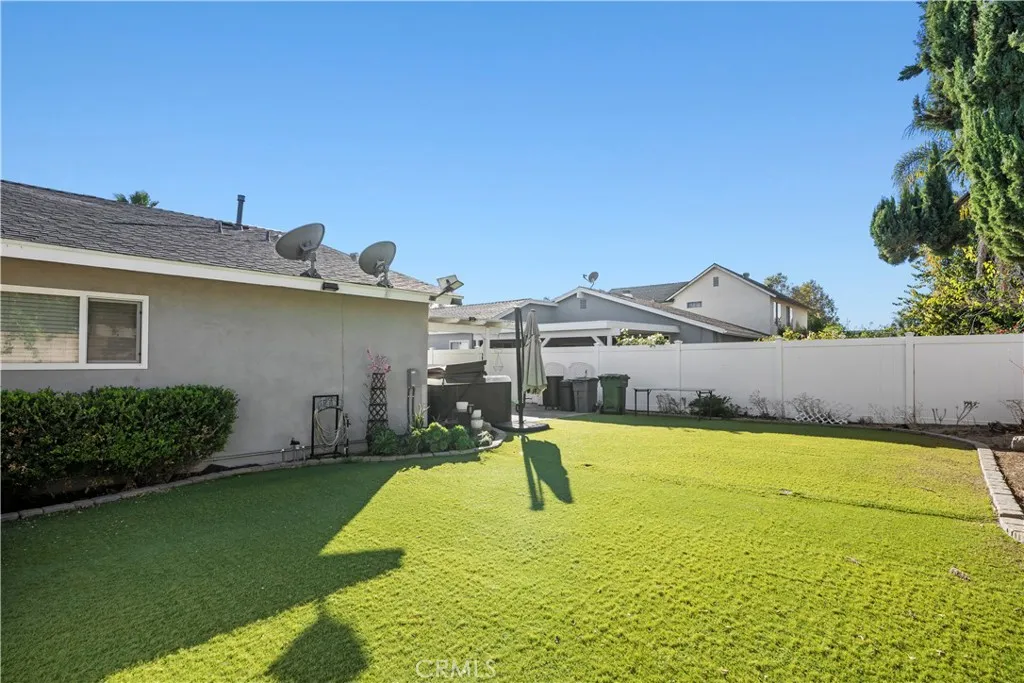3955 Lecont Court, Simi Valley, California 93063 home-pic-32