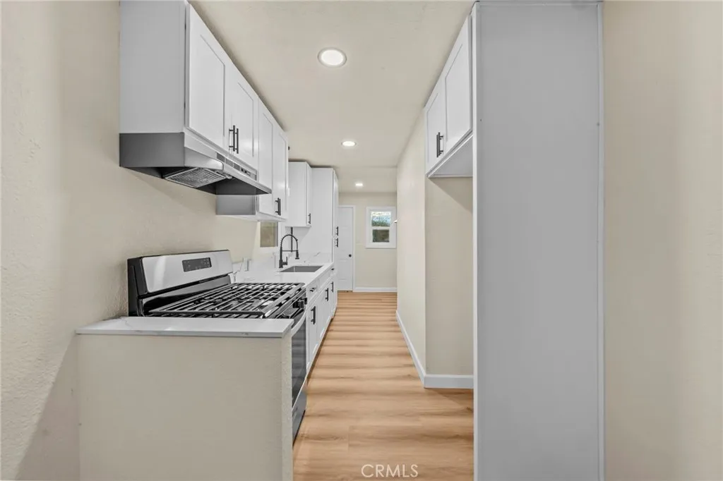 4004 N 3rd, San Bernardino, California 92407 home-pic-9