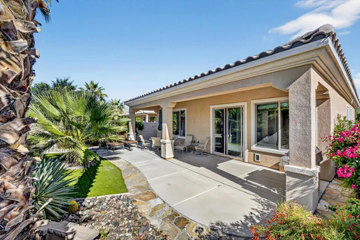 41073-calle-pueblo-indio-ca-usa-026