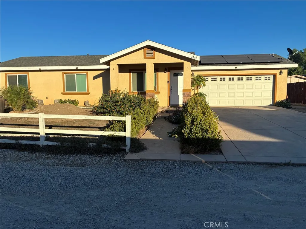 2254 W 2nd Avenue, San Bernardino, California 92407 home-pic-1