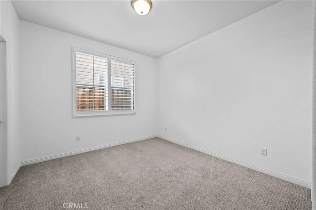 9236 Rainsong Avenue, Hesperia, California 92344 home-pic-38