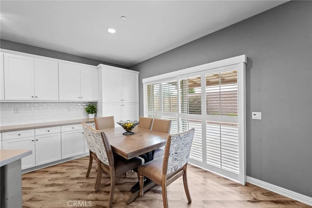 9236 Rainsong Avenue, Hesperia, California 92344 home-pic-22