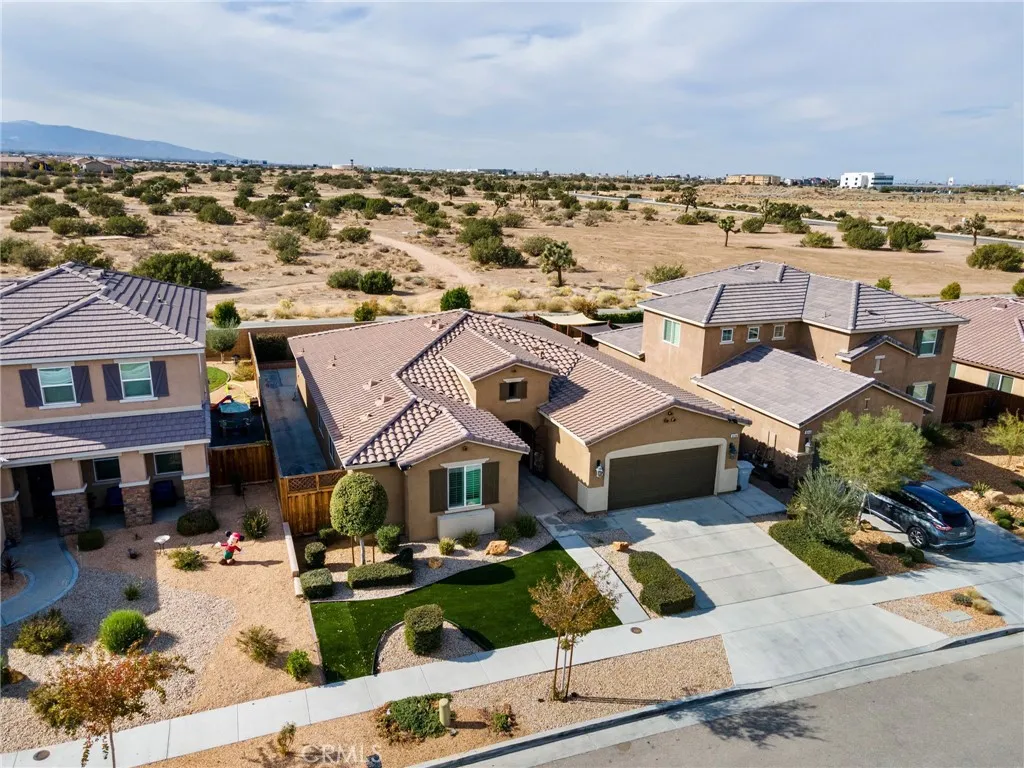 9236 Rainsong Avenue, Hesperia, California 92344 home-pic-60
