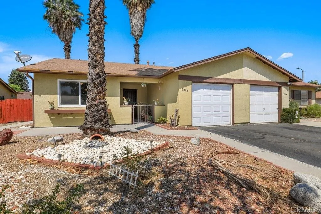 2024 Ortega Court, Hemet, California 92545 home-pic-2
