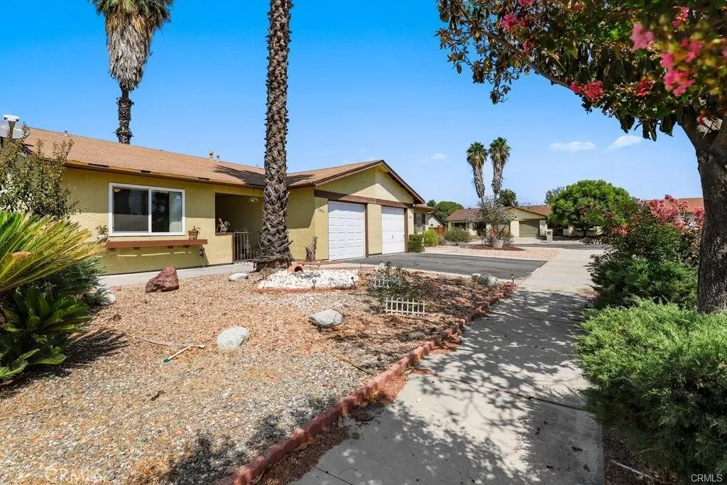 2024 Ortega Court, Hemet, California 92545 home-pic-1