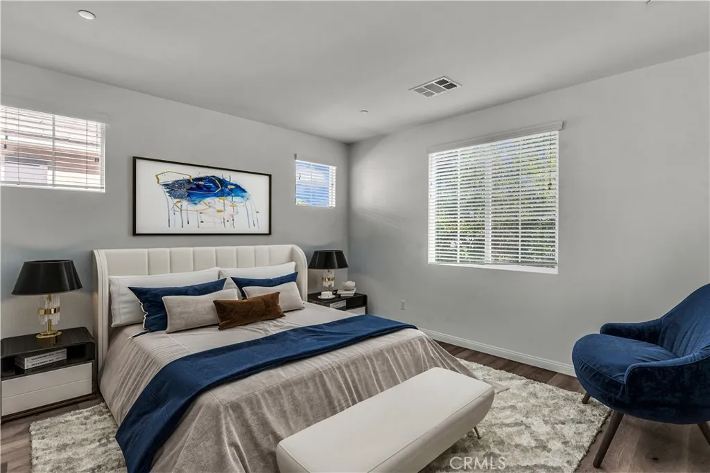 687 S Fillmore, Rialto, California 92376 home-pic-32