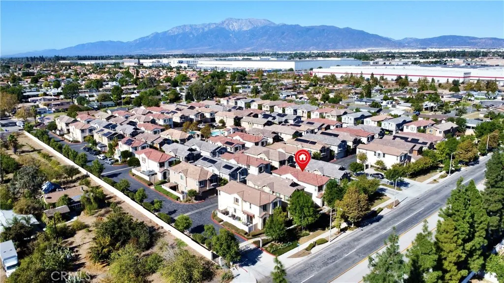 687 S Fillmore, Rialto, California 92376 home-pic-7