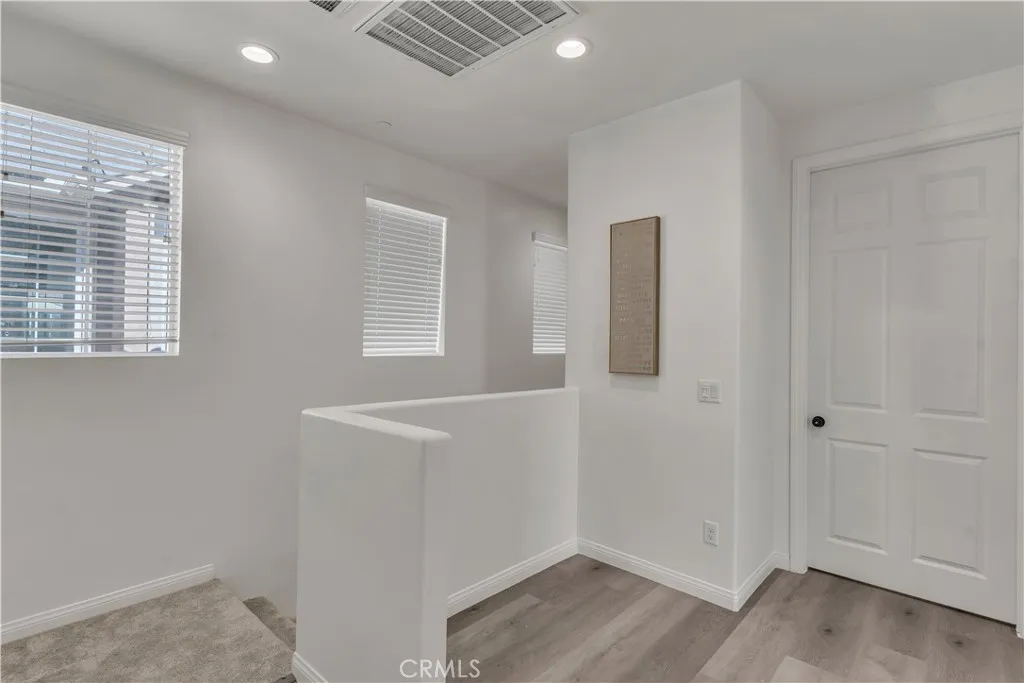 687 S Fillmore, Rialto, California 92376 home-pic-21