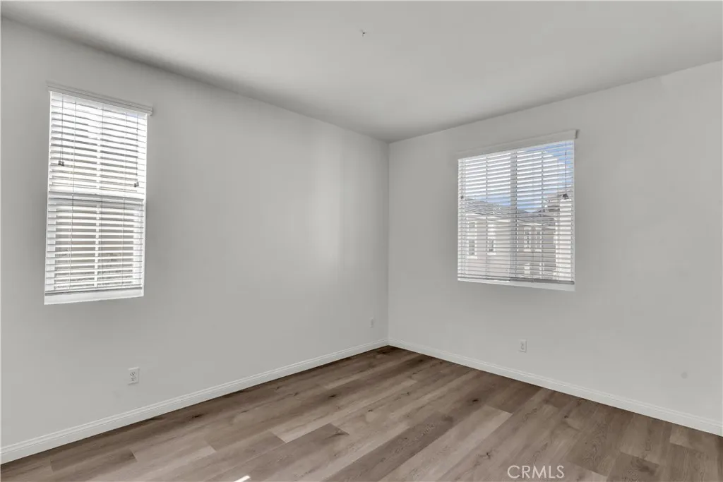 687 S Fillmore, Rialto, California 92376 home-pic-28