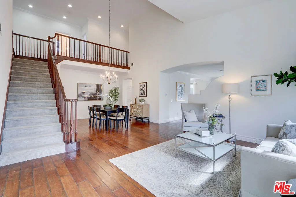 2008 Las Estrellas Court, Camarillo, California 93012 home-pic-3