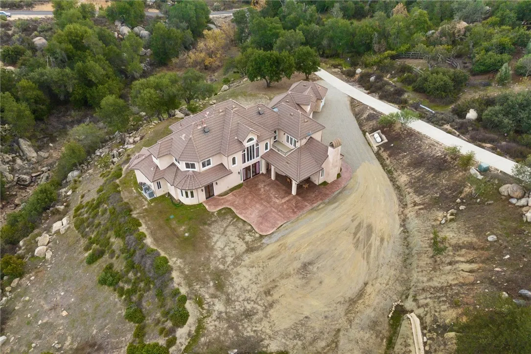 18378 Avenida Bosque, Murrieta, California 92562 home-pic-29