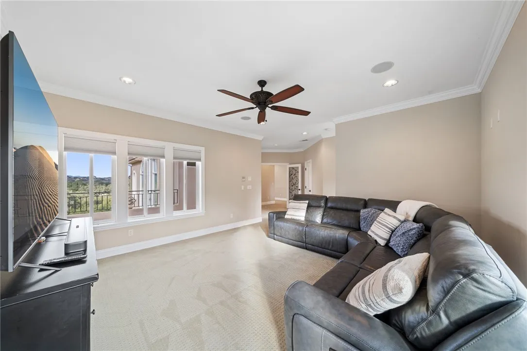 18378 Avenida Bosque, Murrieta, California 92562 home-pic-23