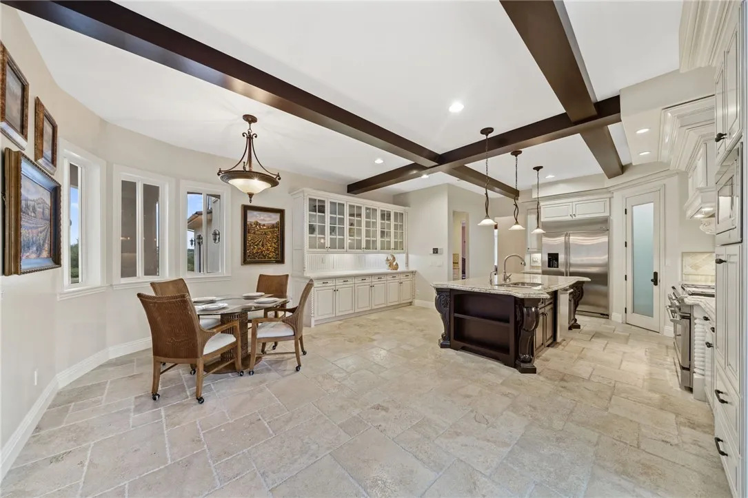 18378 Avenida Bosque, Murrieta, California 92562 home-pic-7