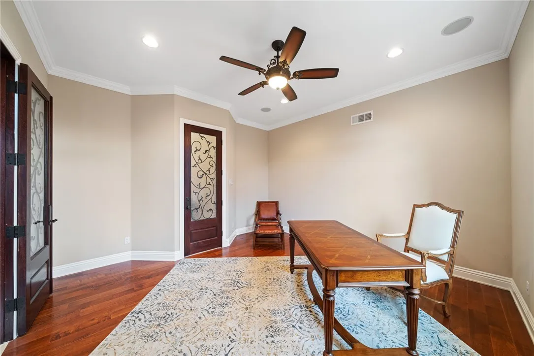 18378 Avenida Bosque, Murrieta, California 92562 home-pic-13