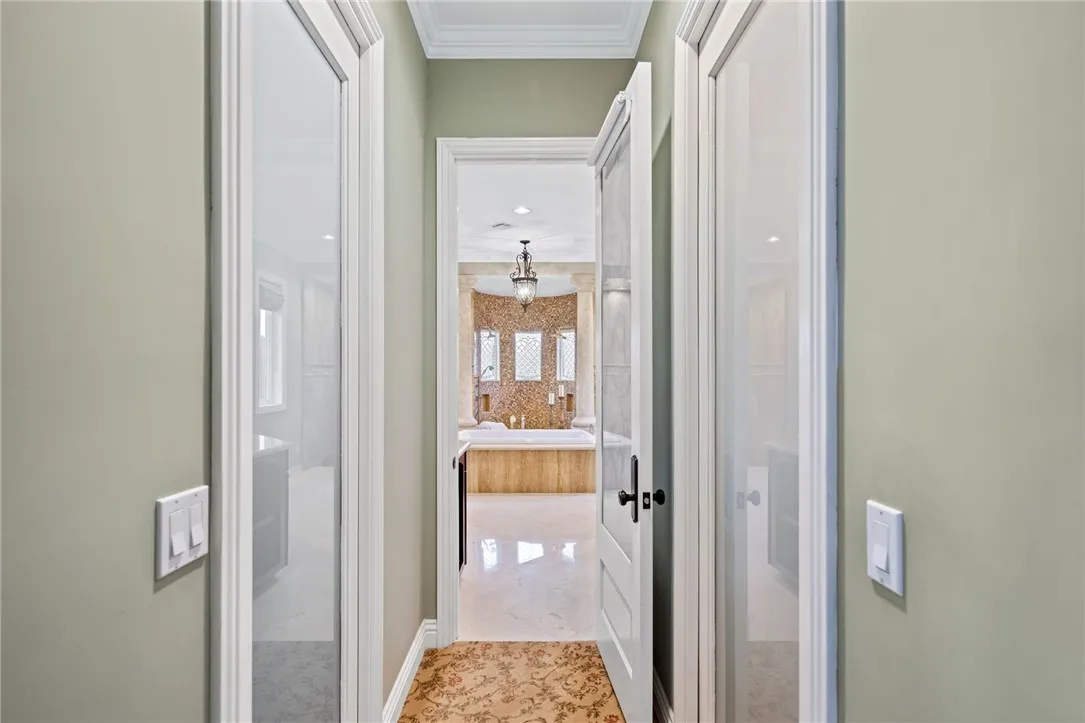 18378 Avenida Bosque, Murrieta, California 92562 home-pic-15