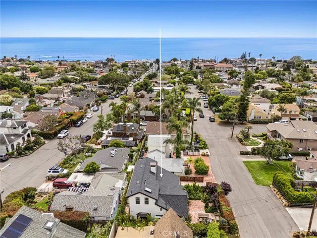 Whether as a full-time residence or a weekend retreat, this exceptional property offers a rare opportunity to enjoy the best of Laguna Beach.