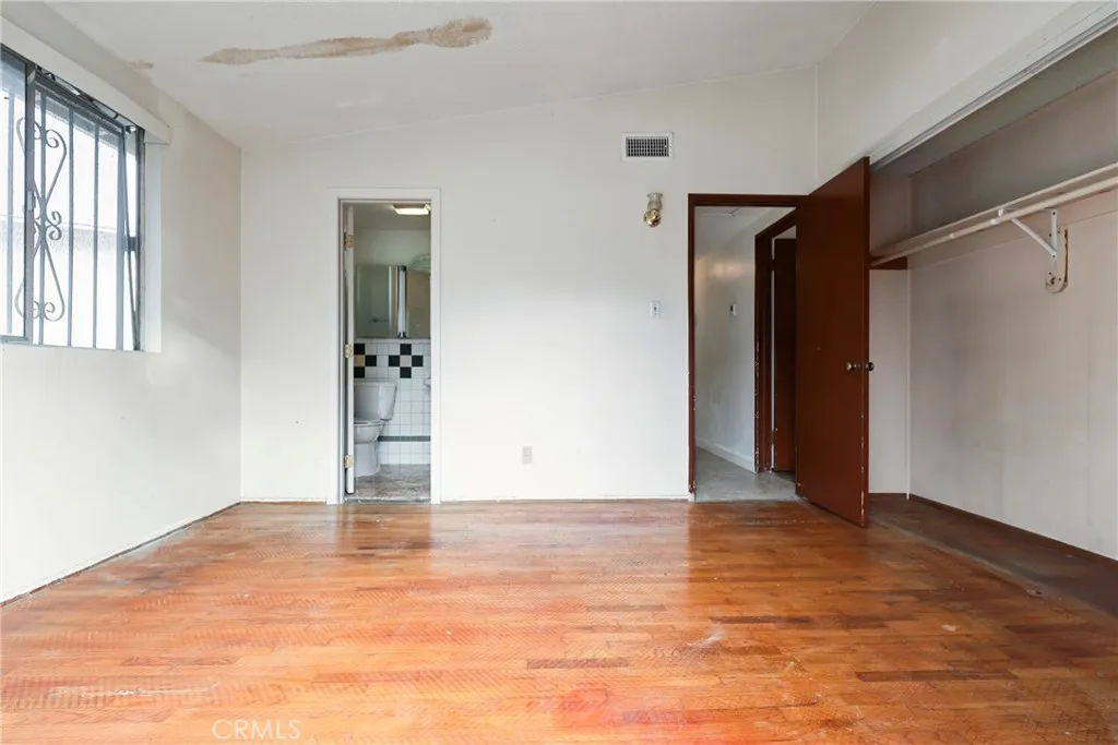 22719 Gulf Avenue, Carson, California 90745 home-pic-14