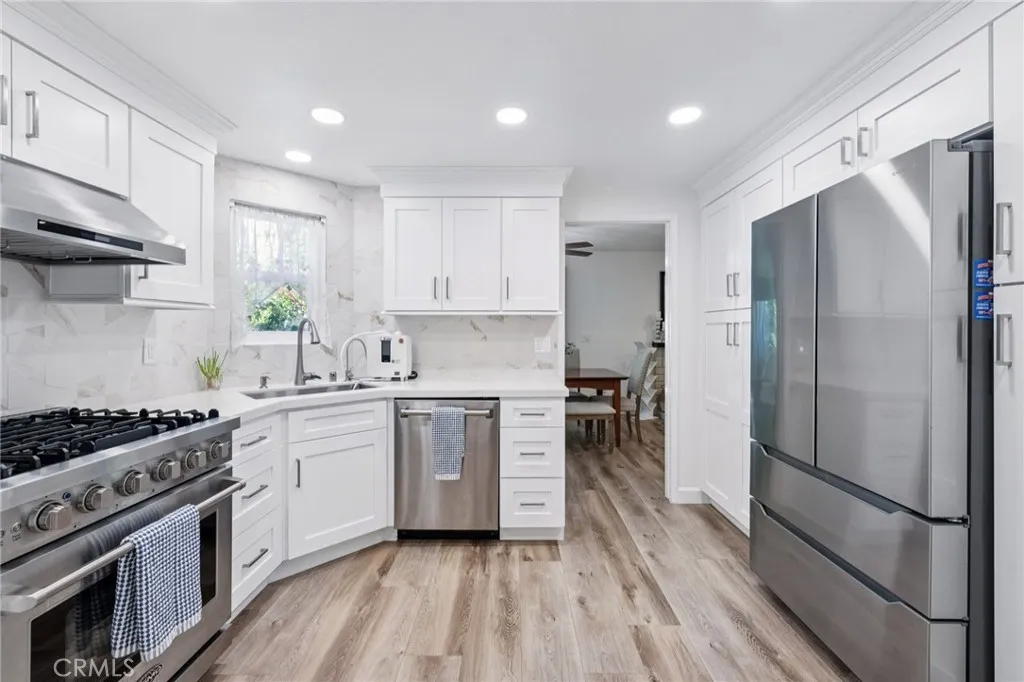 15813 Ada, Canyon Country, California 91387 home-pic-9