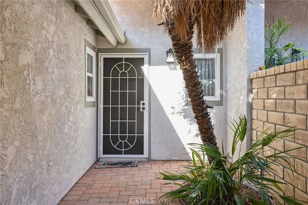 15813 Ada, Canyon Country, California 91387 home-pic-2