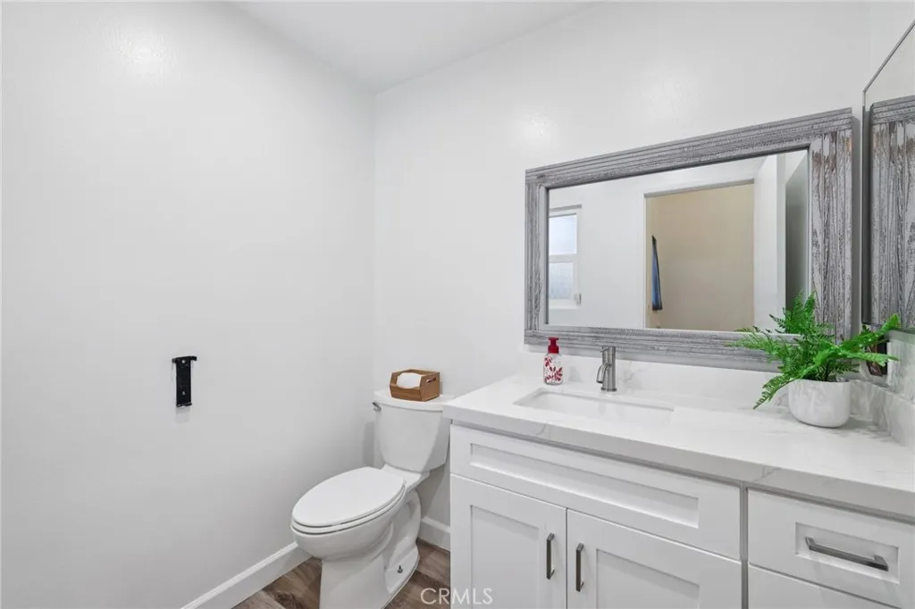 15813 Ada, Canyon Country, California 91387 home-pic-15