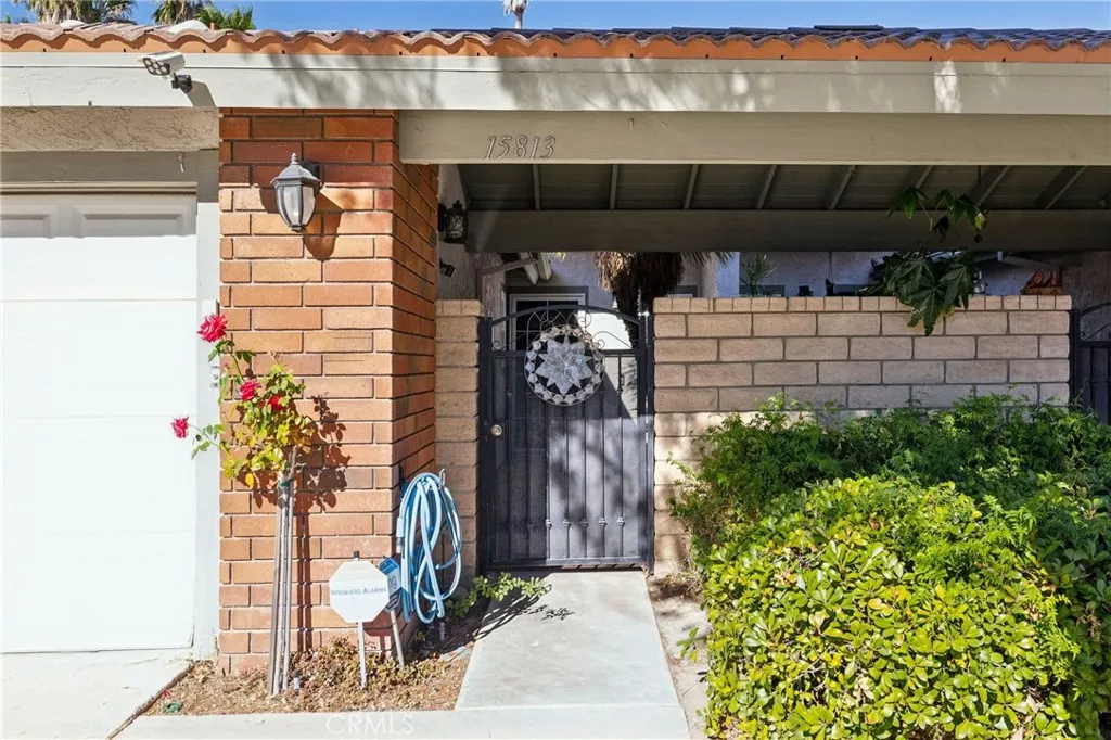 15813 Ada, Canyon Country, California 91387 home-pic-1