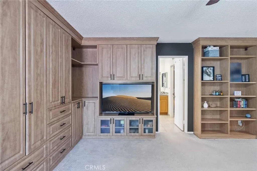 15813 Ada, Canyon Country, California 91387 home-pic-18