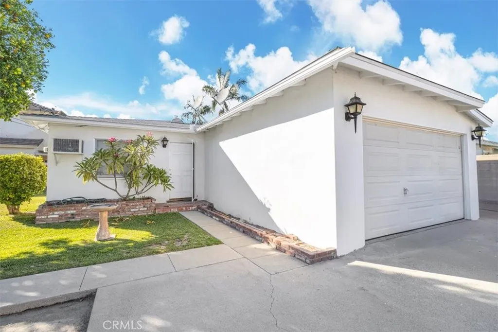 5313 Golden West, Temple City, California 91780 home-pic-38
