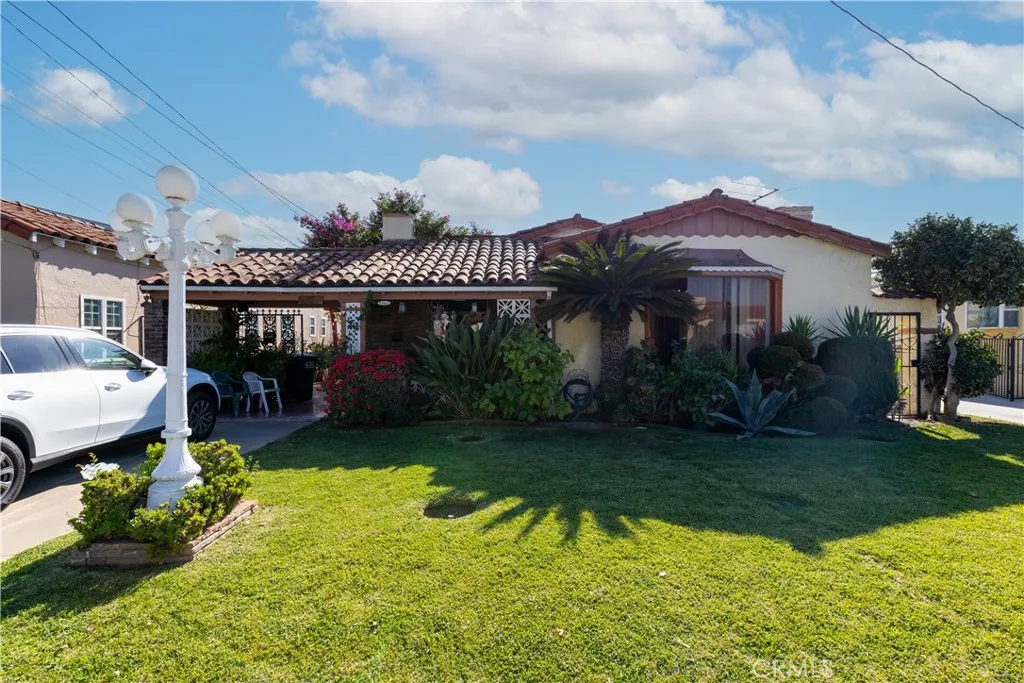3366 Flower Street, Huntington Park, California 90255 home-pic-0