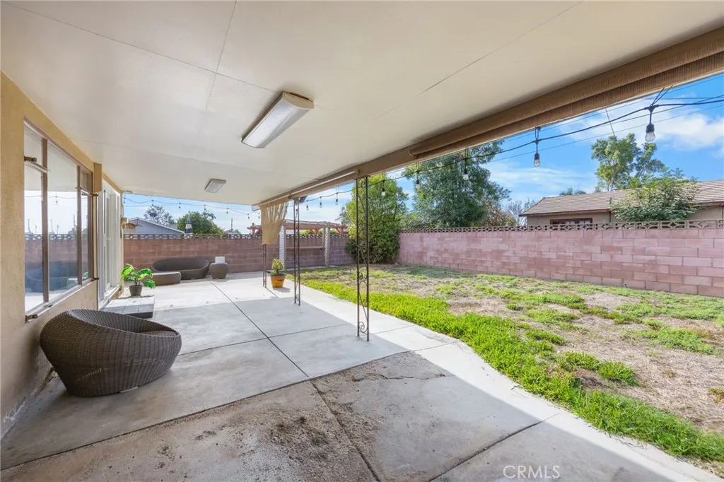 10018 Geneva Avenue, Montclair, California 91763 home-pic-23