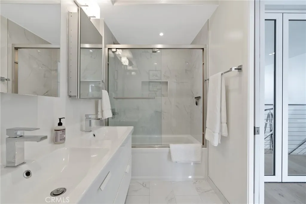 30 Reef Street 3, Marina Del Rey, California 90292 home-pic-40