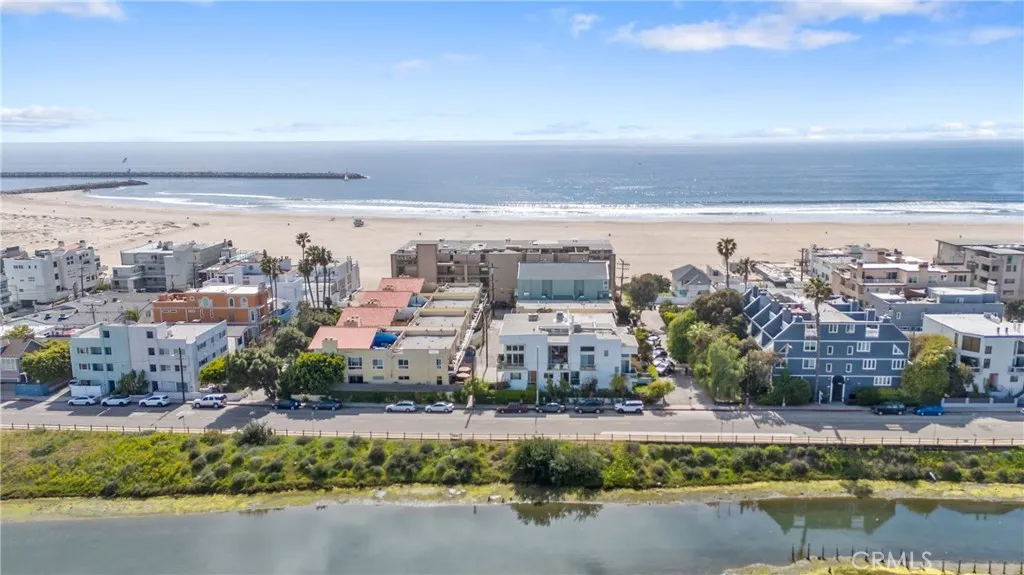 30 Reef Street 3, Marina Del Rey, California 90292 home-pic-50