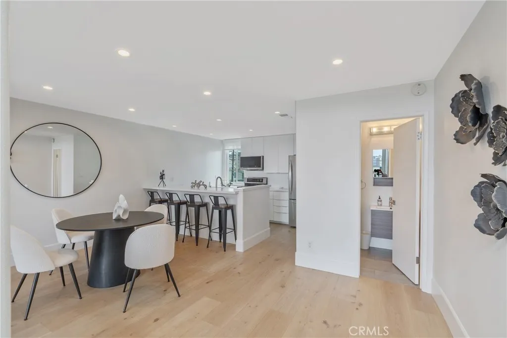 30 Reef Street 3, Marina Del Rey, California 90292 home-pic-12