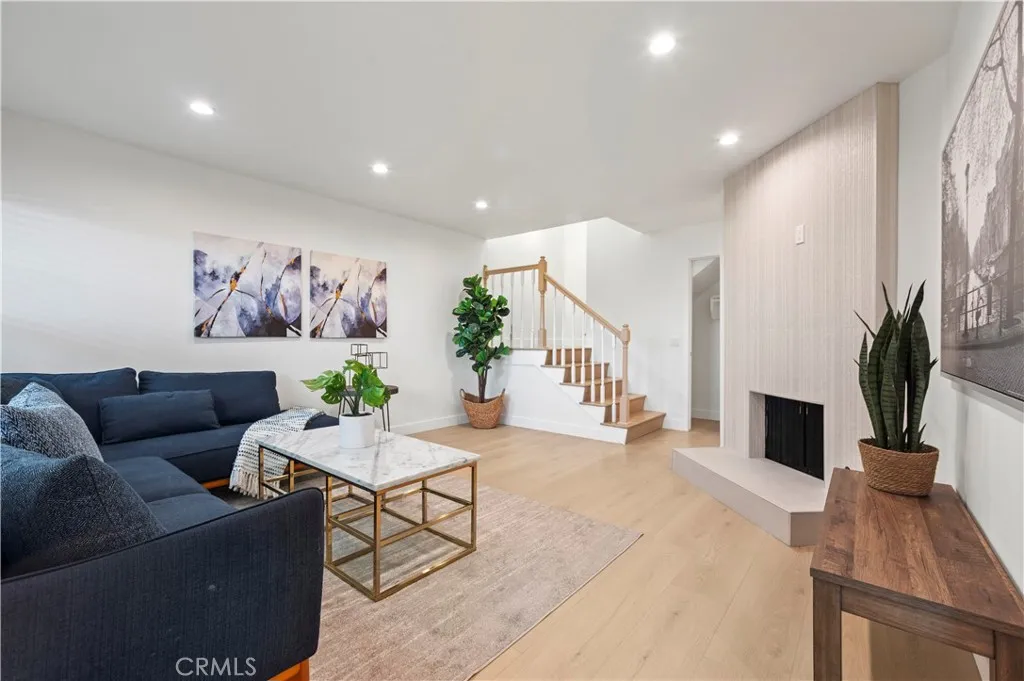 15065 Henley Drive 1, Westminster, California 92683 home-pic-6