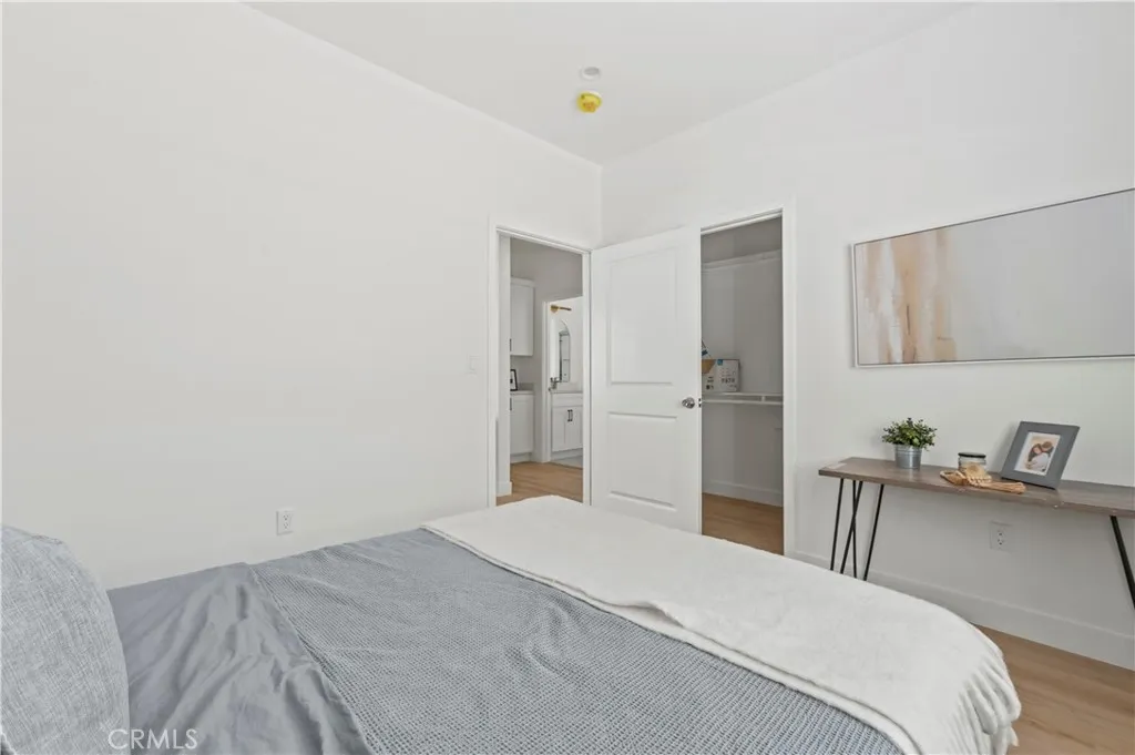 1056 Walter Avenue, Tustin, California 92780 home-pic-6