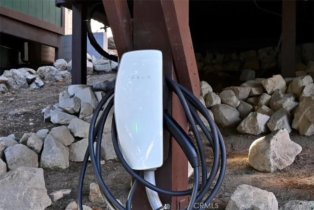 33005 Arrowbear, Arrowbear, California 92382 home-pic-18