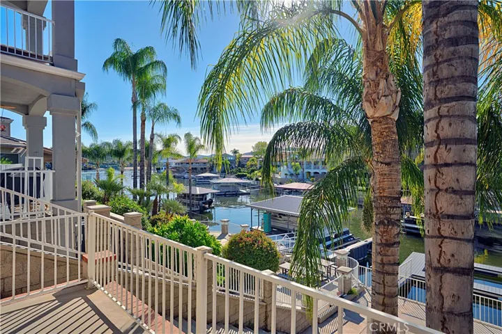 22443 Whirlaway Court, Canyon Lake, California 92587