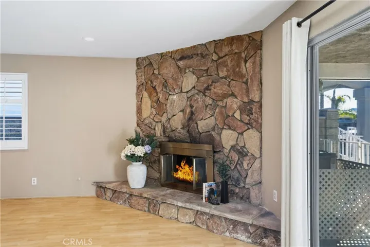 22443 Whirlaway Court, Canyon Lake, California 92587