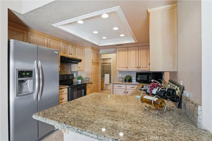 22443 Whirlaway Court, Canyon Lake, California 92587