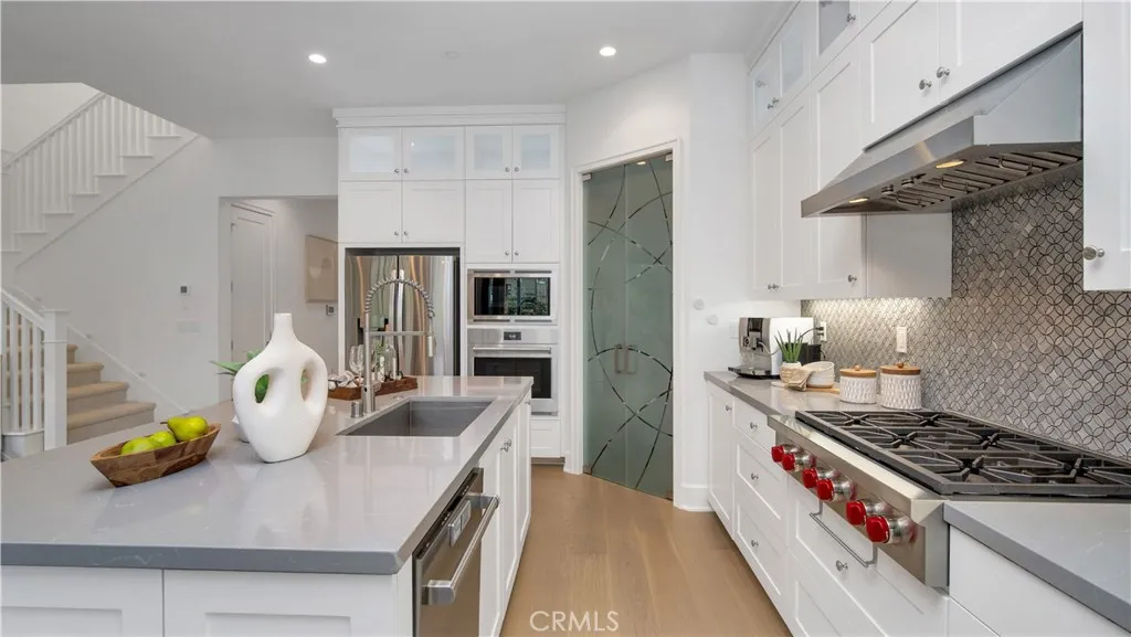 343 Paradiso, Irvine, California 92602 home-pic-15