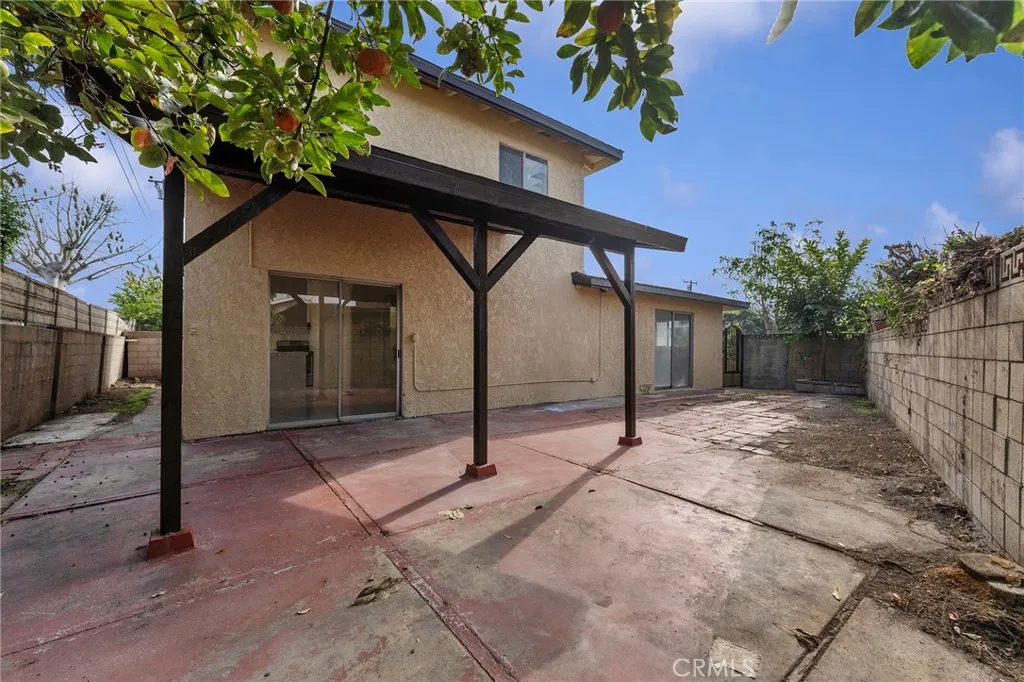 807 E Calbas, Carson, California 90745 home-pic-26