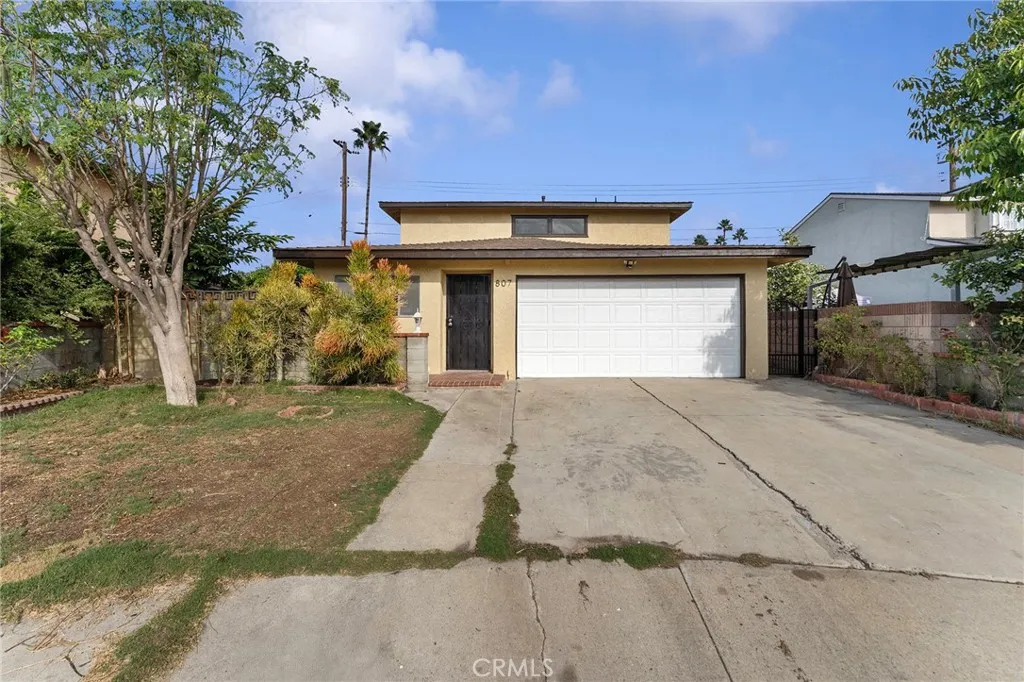 807 E Calbas, Carson, California 90745 home-pic-1