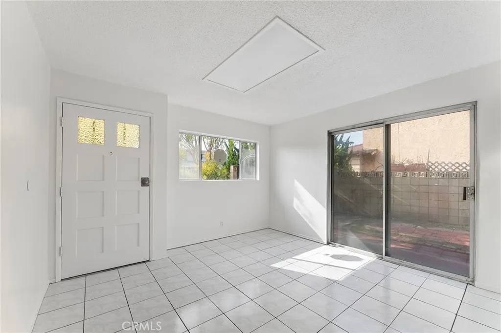 807 E Calbas, Carson, California 90745 home-pic-7