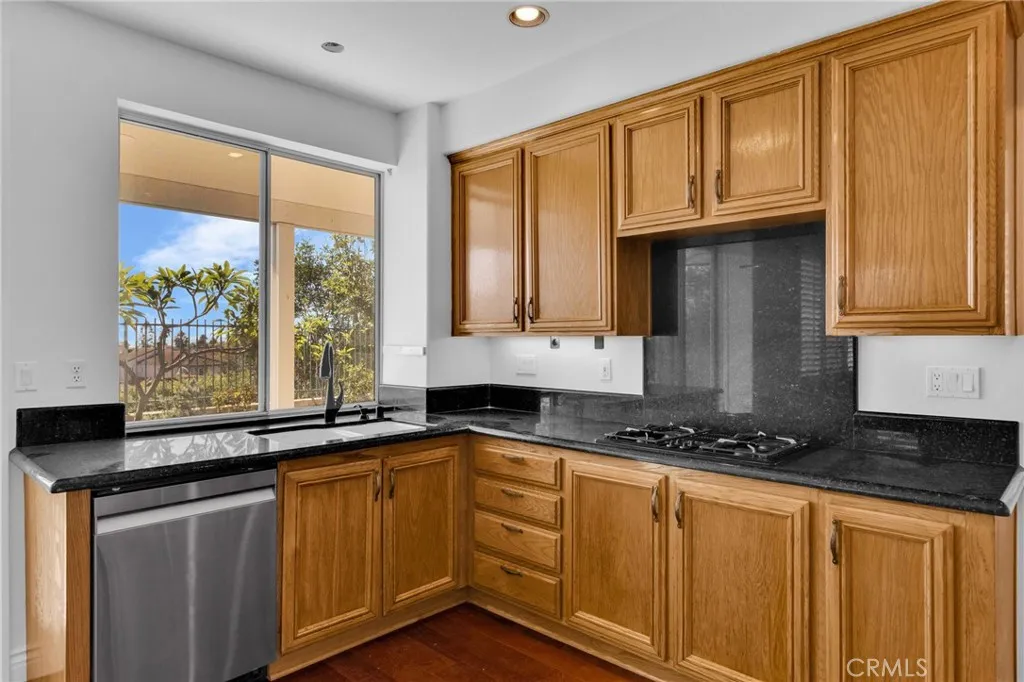 32 Salinas, Lake Forest, California 92610 home-pic-17