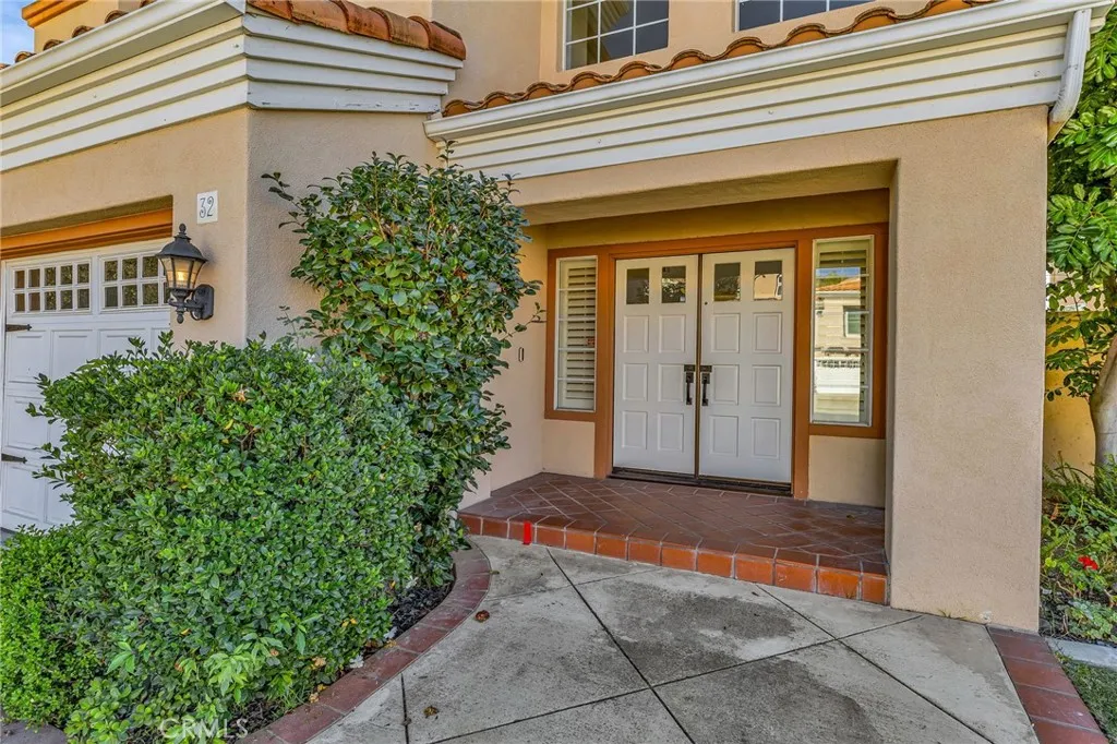 32 Salinas, Lake Forest, California 92610 home-pic-3