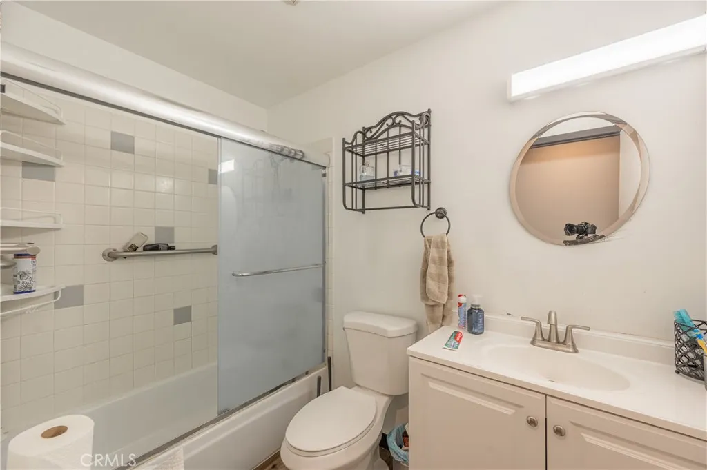 16038 Hartland, Van Nuys, California 91406 home-pic-27