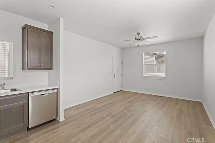 8086 Mission Boulevard 18, Jurupa Valley, California 92509